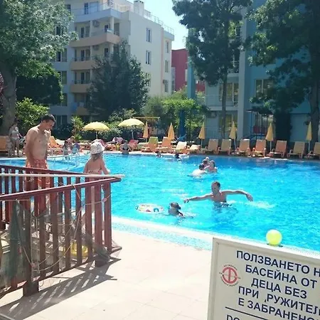 Апартамент апартамент у моря Yasen Слънчев бряг